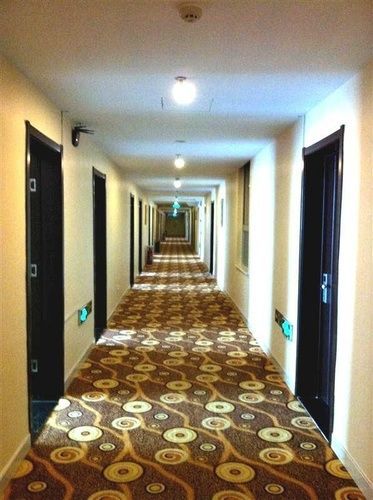Super 8 Hotel Jinan Exterior foto