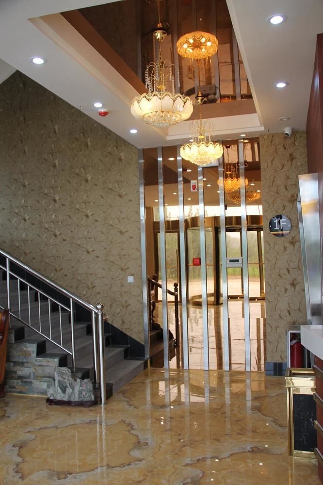 Super 8 Hotel Jinan Exterior foto